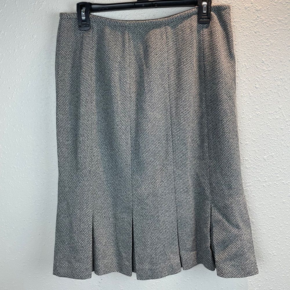 Liz Claiborne Suits Gray Skirt Size 10 EUC